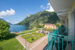 Terrace/patio - Appartement mit Seeblick auf den Luganersee (Porlezza)