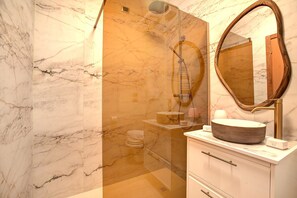 Bidet