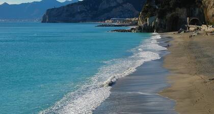 Maison de vacances dans un village avec piscine