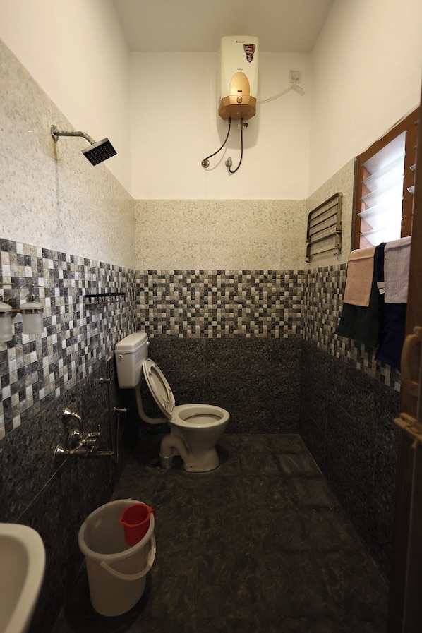 Shower, towels, soap