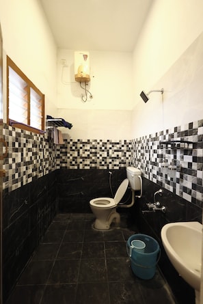 Shower, towels, soap