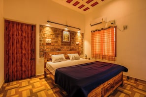 Internet, bed sheets