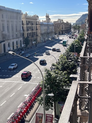 Exterior - Hostal Nuevo Colón (Barcelona)