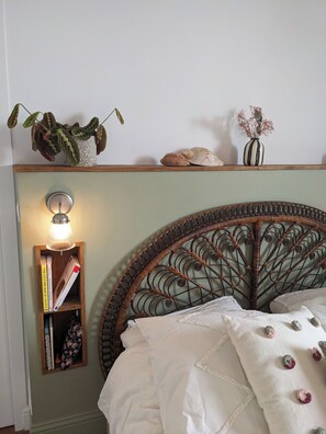 Iron/ironing board, Internet, bed sheets - Campaign in Bordeaux (Le Bouscat)