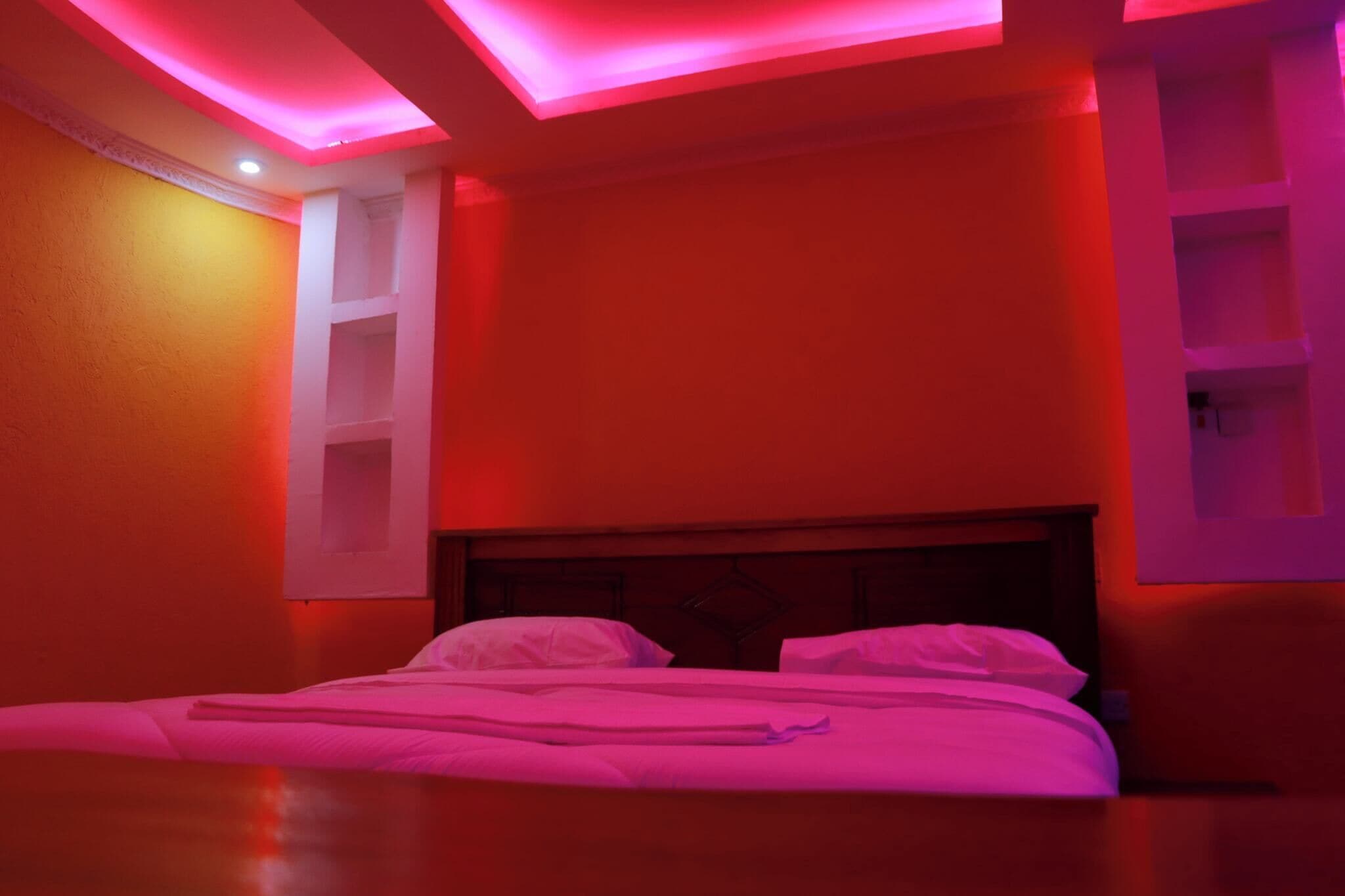 Deluxe Single Room | Free WiFi, bed sheets