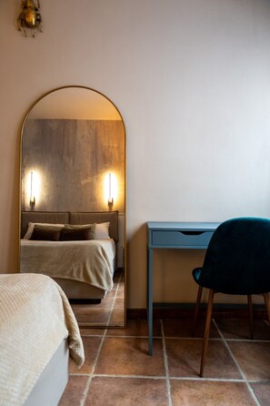 Iron/ironing board, WiFi, bed sheets - Small oasis in the heart of Rome (Roma)