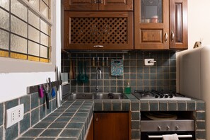 Private kitchen - Small oasis in the heart of Rome (Roma)