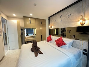 Iron/ironing board, Internet, bed sheets, wheelchair access - A201 - 1 Bedroom 1 Bathroom with private bubble Jacuzzi, garden at Ao Nang Beach (Tambon Ao Nang)