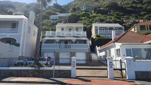 Exterior - St James Beachfront Villa (Cape Town)