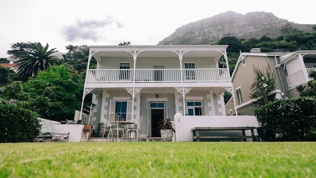 Exterior - St James Beachfront Villa (Cape Town)