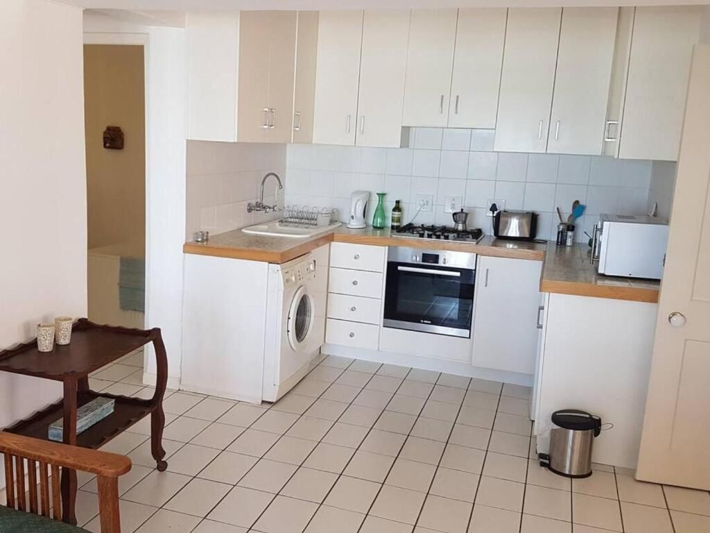 Standard Villa, Balcony, Sea View | Private kitchen