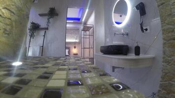 Doppia Deluxe, balcone | Spa