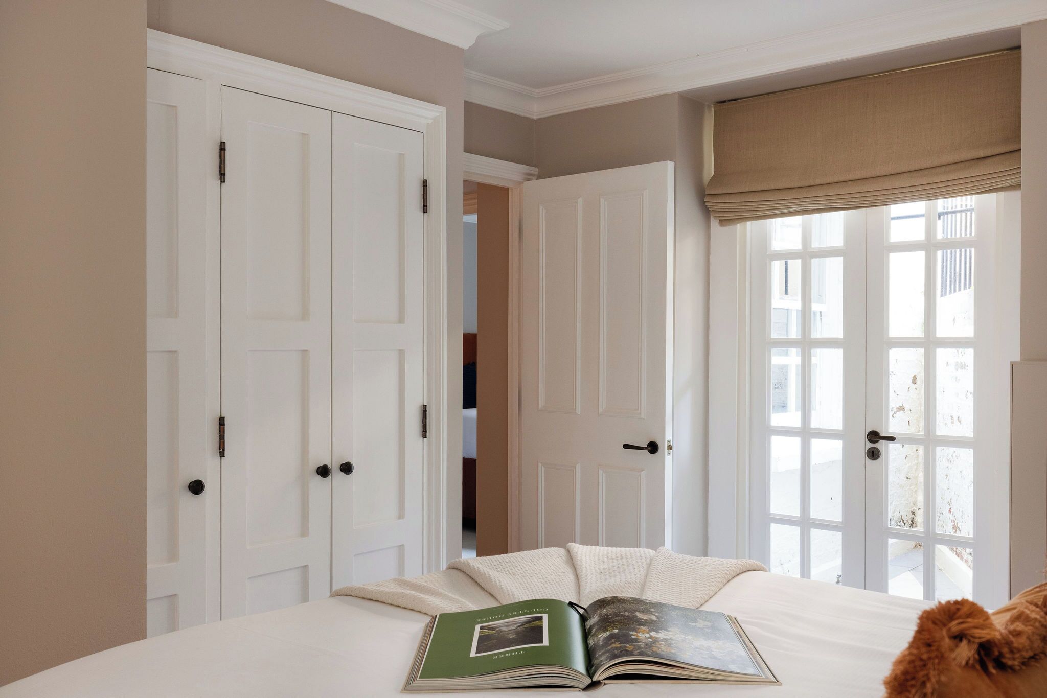 Appartement Deluxe, 2 chambres | Rideaux d’obscurcissement, fer et planche à repasser