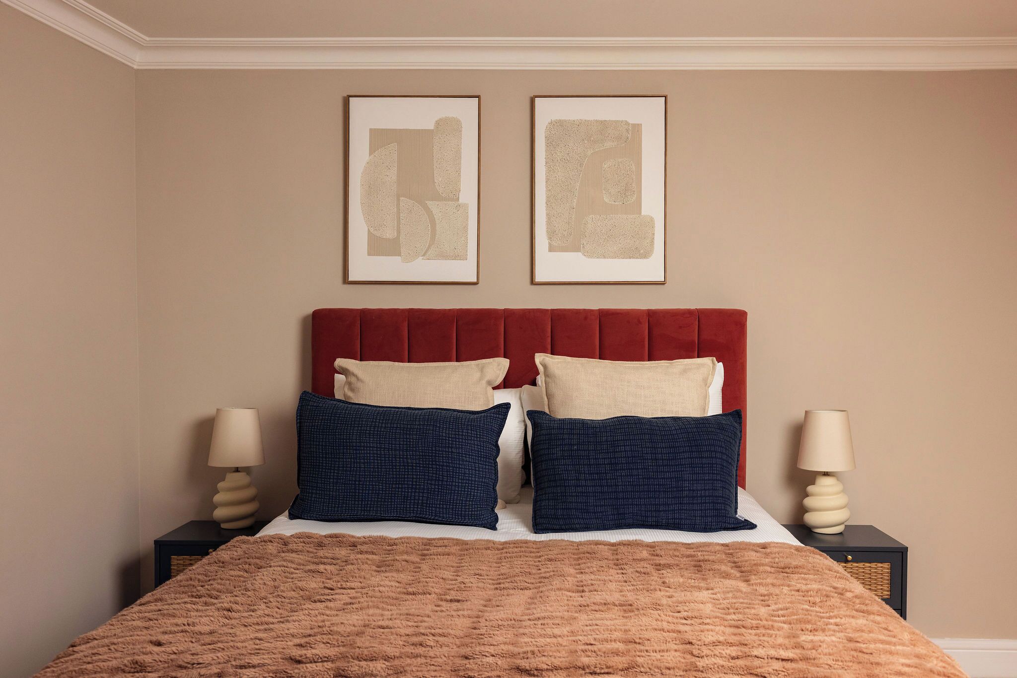 Căn hộ, 2 phòng ngủ | Màn/rèm cản sáng, bàn ủi/dụng cụ ủi quần áo 