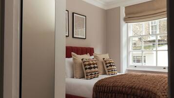 Deluxe-Apartment, 2 Schlafzimmer | Verdunkelungsvorhänge, Bügeleisen/Bügelbrett, kostenloses WLAN