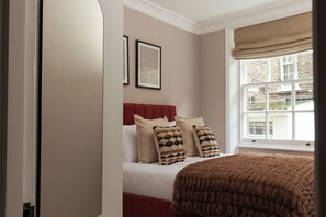 Deluxe-Apartment, 2 Schlafzimmer | Verdunkelungsvorhänge, Bügeleisen/Bügelbrett, kostenloses WLAN