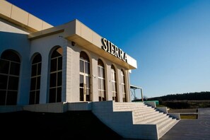 Exterior - Hotel Sierra (Pitesti)