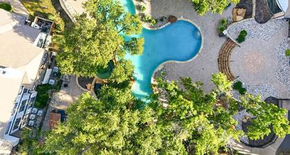 Upscale Boho Retreat, 2BR + Balcony and Garage