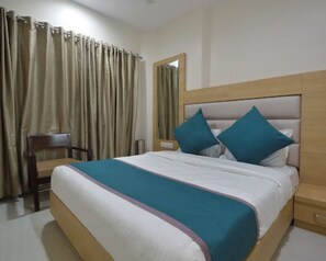 Room - The Blu Orchid (Udaipur)