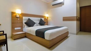 Room - The Blu Orchid (Udaipur)