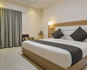 Room - The Blu Orchid (Udaipur)