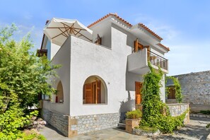 Exterior - Thalpori North Maisonette with Sea View in Stoupa (Dytiki Mani)