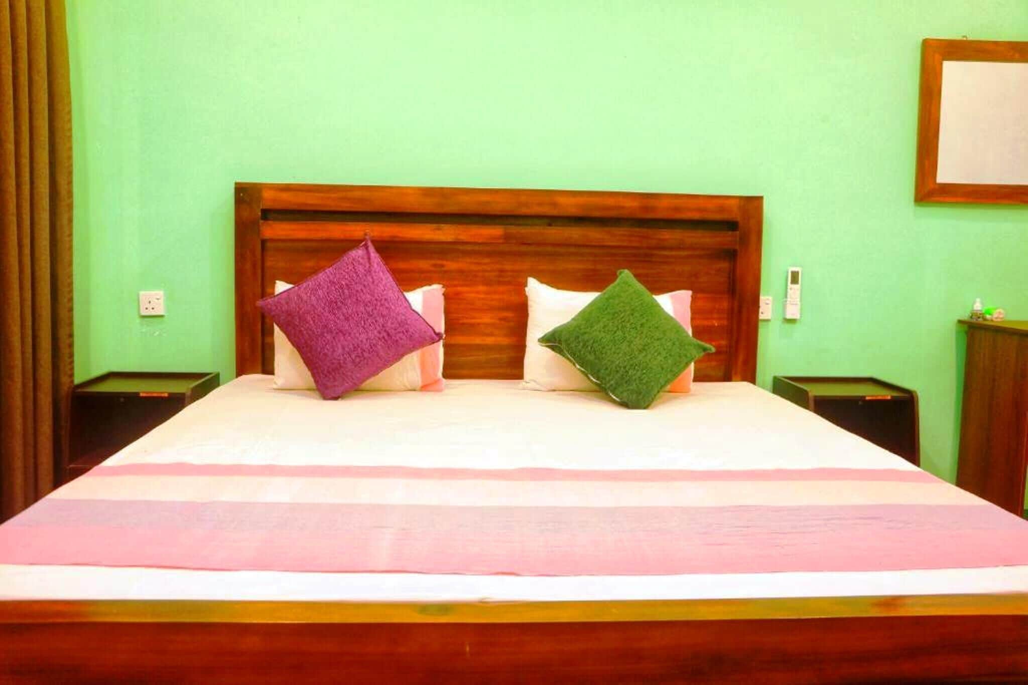 Cottage Deluxe, quang cảnh vườn | Két bảo mật tại phòng, bàn, khu vực làm việc phù hợp cho laptop 