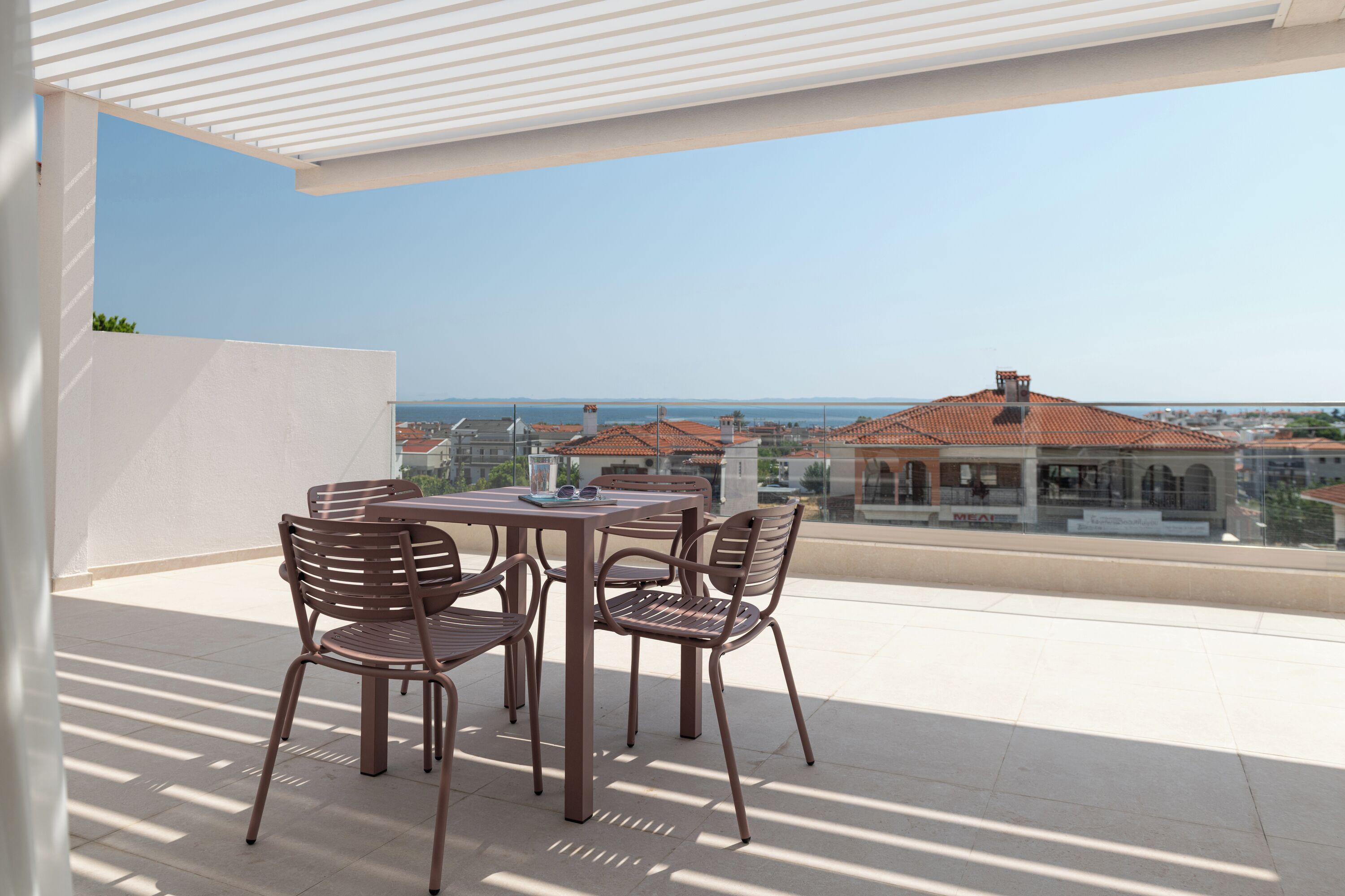 Suite, Balcony, City View | Outdoor dining