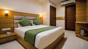 Room - Hotel Blue Orchid (Udaipur)