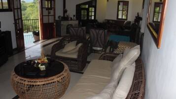 Bungalow | Property grounds