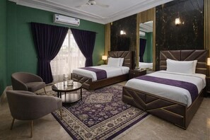 Family Room | Iron/ironing board, free WiFi - Islamabad Guest house (Islamabad)