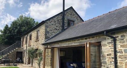 Beautiful Barn on edge of Dartmoor