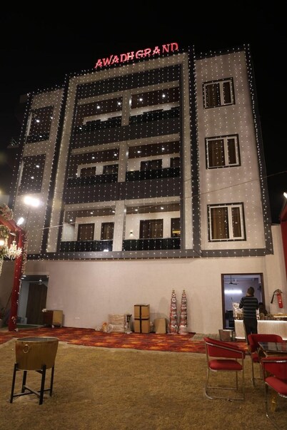 Hotel Awadh Grand