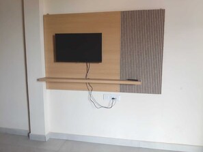 Kamar Deluks | Interior