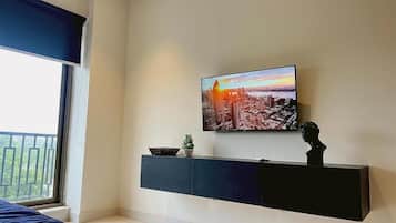 Apartment, Balcony | Desk, laptop workspace, free WiFi