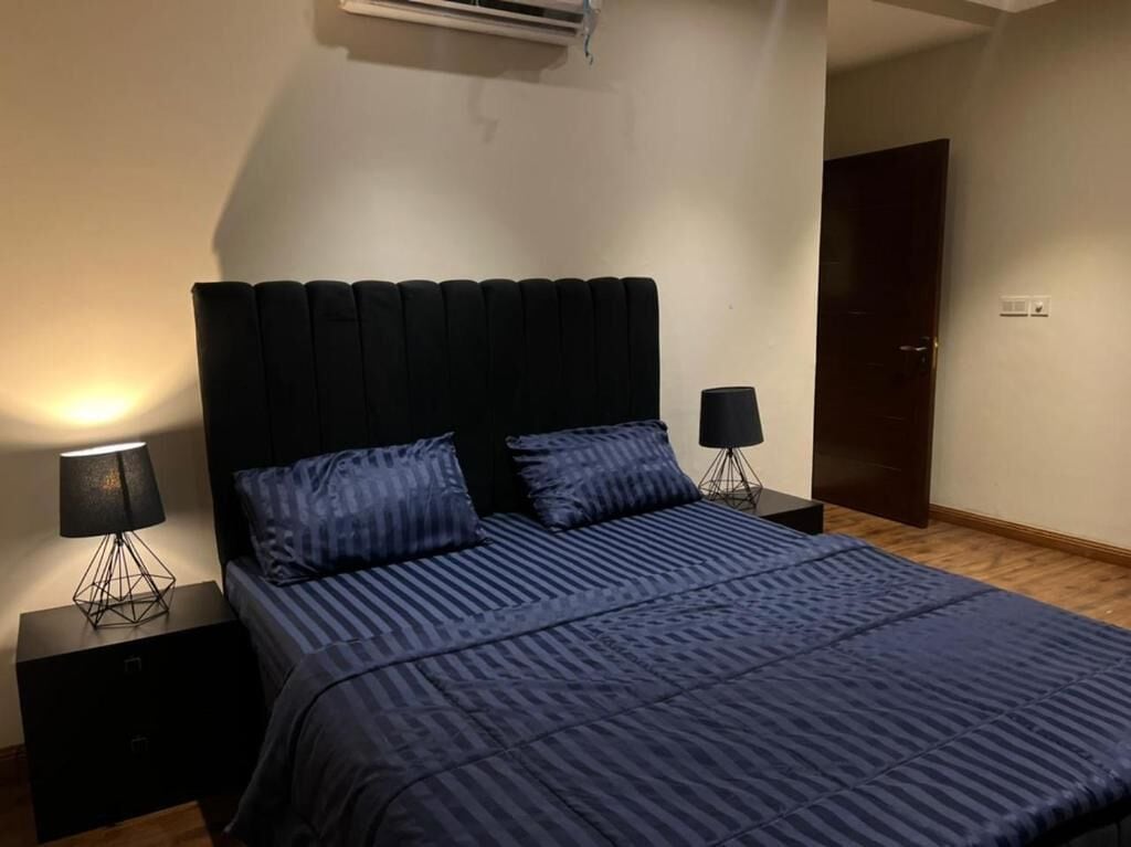 Apartment | Desk, laptop workspace, free WiFi