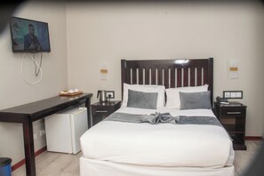 Double Room | Extra beds - Hotel Redcliff (Kwekwe)