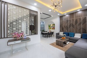 Interior - Teky House Hue (An Cuu)