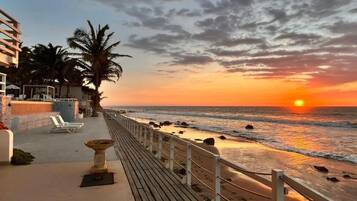 Quadruple Room, Sea View | Beach
