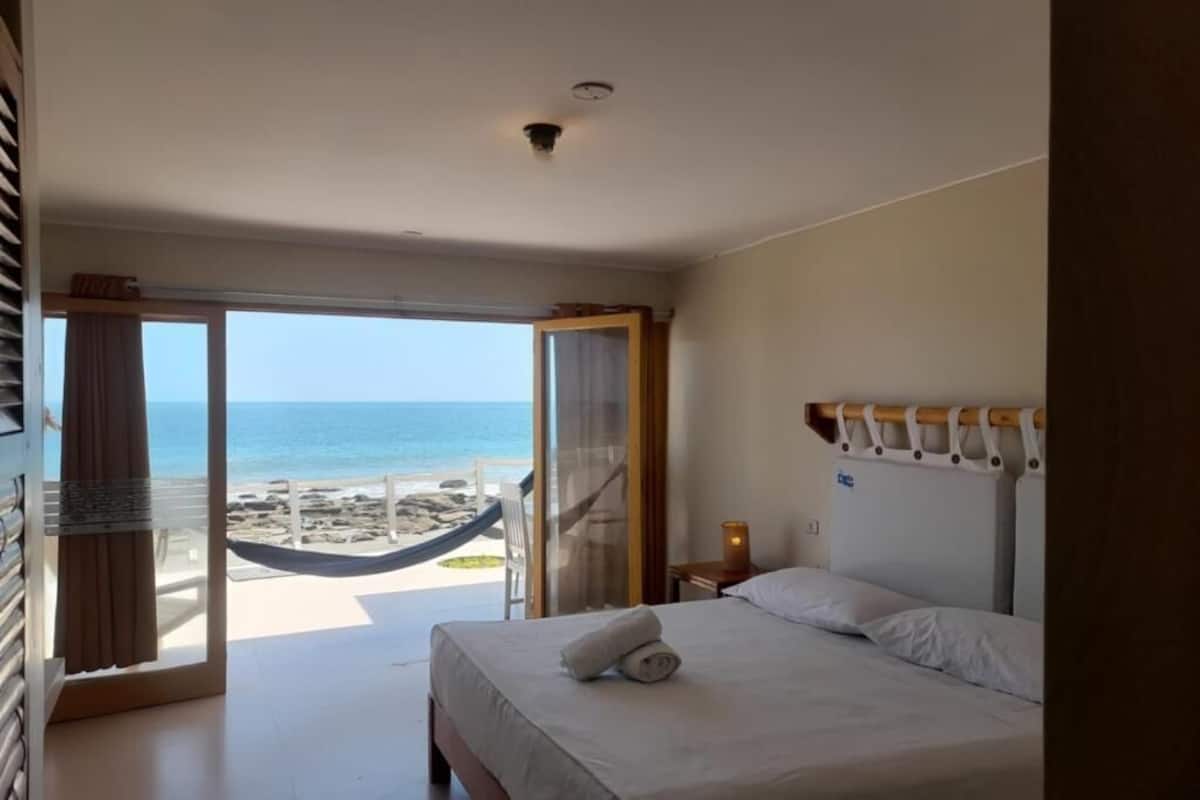Double Room, Sea View | Free WiFi