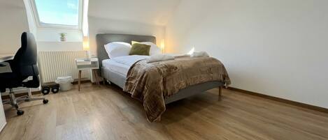 基本公寓 | 熨斗/熨衫板、免費 Wi-Fi