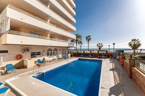 Pool - Malagasuite Stella Maris Front beach (Fuengirola)