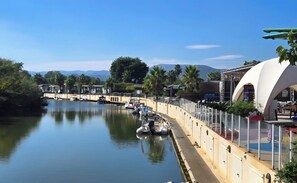 Marina - MOBIL HOME NEUF CAMPING 5 ETOILES ACCES PRIVE RIVIERE (Grimaud)