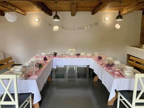 Banquet hall