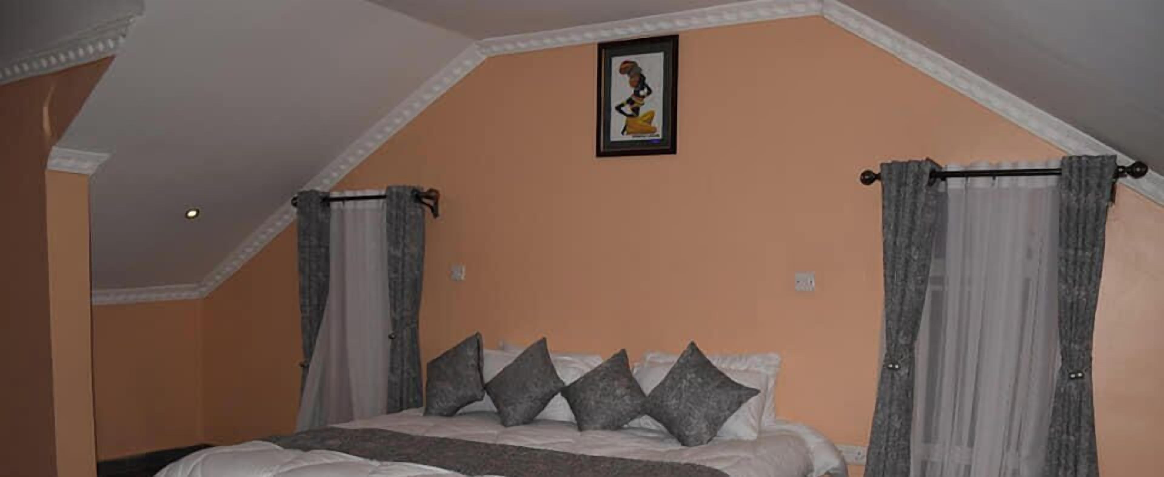 Quarto casal executivo | Individualmente decorados, individualmente mobiliados, Wi-Fi de cortesia