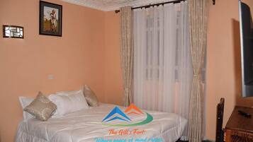 Kahden hengen deluxe-huone | Yksilöllisesti sisustettu, yksilöllisesti kalustettu, ilmainen Wi-Fi