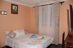 Kahden hengen deluxe-huone | Yksilöllisesti sisustettu, yksilöllisesti kalustettu, ilmainen Wi-Fi