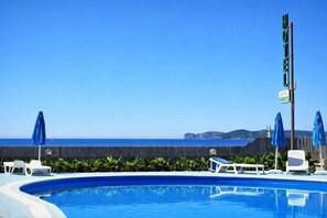 Seasonal outdoor pool - Hotiday Alghero Spiaggia (Alghero)