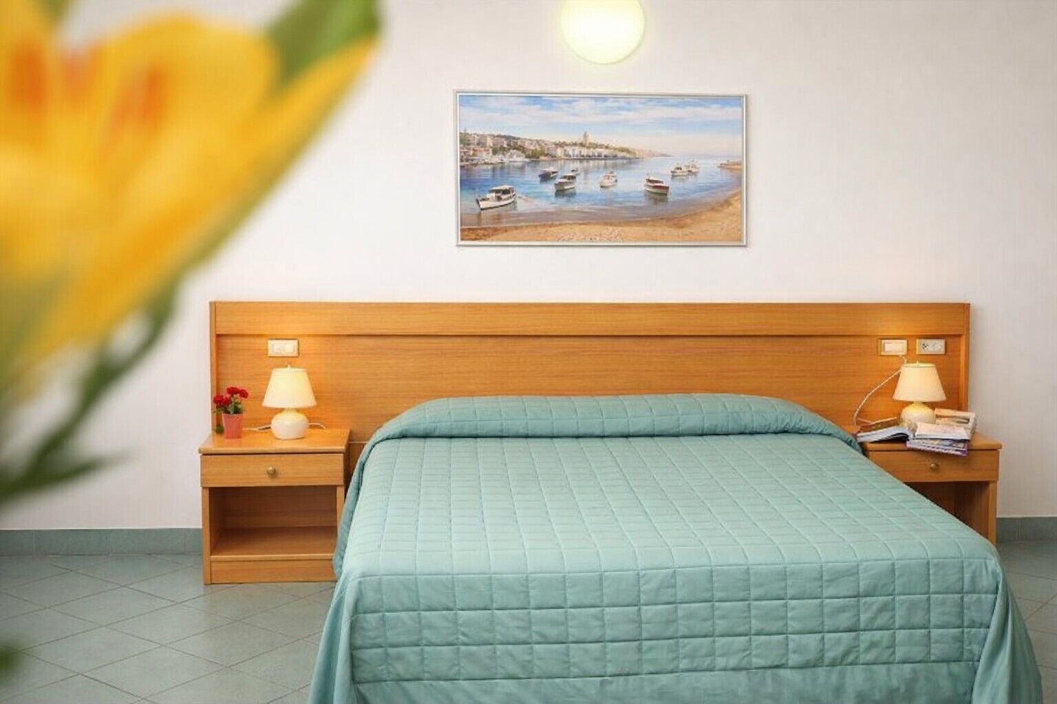 Quadruple Room | In-room safe, free cribs/infant beds, free WiFi, bed sheets