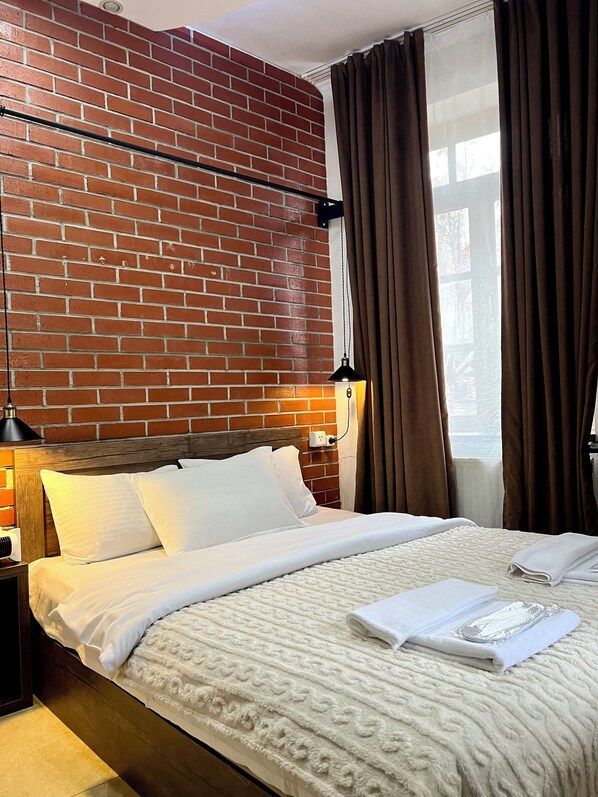 Classic Double Room | Building design - Vernisa hotel (Tbilisi)